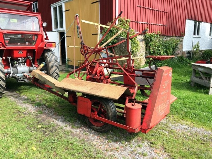 20160830_102108835_ios